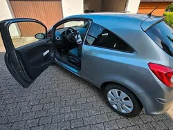 Grau Gebraucht 2012 Opel Corsa Kleinwagen | 2.800 € (Guter Preis)