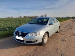 Silber Gebraucht 2005 VW Passat Comfortline Limousine | 1.999 € (Guter Preis)