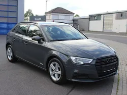 Grau Gebraucht 2019 Audi A3 Sportback Sport Limousine | 14.700 € (Guter Preis)