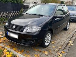 Schwarz Gebraucht 2004 Fiat Punto Kleinwagen | 1.500 € (Fairer Preis)