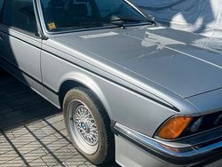 Silber Gebraucht 1977 BMW 633 Coupé | 10.200 €