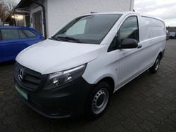 Weiß Gebraucht 2015 Mercedes Vito Limousine | 13.800 € (Guter Preis)