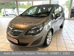 Braun Gebraucht 2011 Opel Meriva Van / Kleinbus | 7.699 € (Fairer Preis)
