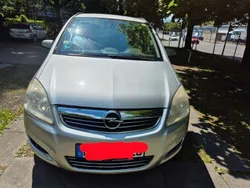 Silber Gebraucht 2008 Opel Zafira Van / Kleinbus | 3.400 € (Fairer Preis)