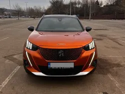 Orange Gebraucht 2021 Peugeot e-2008 GT SUV | 18.000 € (Etwas zu teuer)