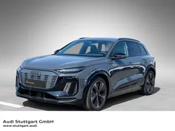 Grau Gebraucht 2025 Audi Q6 e-tron Sport SUV | 83.970 € (Fairer Preis)
