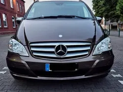 Braun Gebraucht 2012 Mercedes Viano Van / Kleinbus | 21.500 € (Teuer)