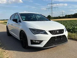 Weiß Gebraucht 2016 Seat Leon FR Limousine | 12.900 € (Fairer Preis)