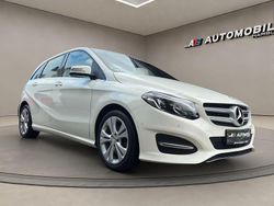 Weiß Gebraucht 2015 Mercedes B200 Urban Van / Kleinbus | 14.490 € (Fairer Preis)