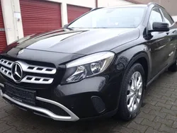 Schwarz Gebraucht 2019 Mercedes GLA180 SUV | 19.490 € (Fairer Preis)
