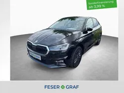 Blackmagicperleffekt Neu 2025 Skoda Fabia Tour Kleinwagen | 21.960 € (Etwas zu teuer)