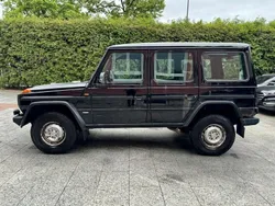 Schwarz Gebraucht 2011 Mercedes G300 SUV | 23.980 €
