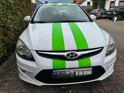 Weiß Gebraucht 2011 Hyundai i30 Classic Limousine | 2.900 € (Fairer Preis)