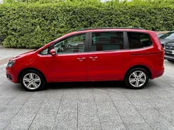 Rot Gebraucht 2014 Seat Alhambra 4You Van / Kleinbus | 10.980 € (Etwas zu teuer)