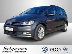 Grau Gebraucht 2016 VW Touran Comfortline Van / Kleinbus | 16.430 € (Fairer Preis)