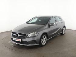 Grau Gebraucht 2016 Mercedes A180 Urban Limousine | 18.300 € (Etwas zu teuer)