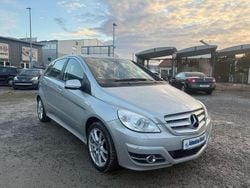 Polarsilber metalliclack Gebraucht 2011 Mercedes B180 Van / Kleinbus | 6.490 €
