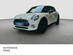 Weiß Gebraucht 2016 Mini Cooper D Pepper Kleinwagen | 10.850 € (Fairer Preis)