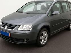 Grau Gebraucht 2006 VW Touran Van / Kleinbus | 3.950 € (Etwas zu teuer)