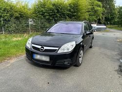 Schwarz Gebraucht 2006 Opel Vectra Kombi | 1.600 € (Fairer Preis)