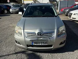 Silber Gebraucht 2006 Toyota Avensis Kombi | 1.750 € (Superpreis)