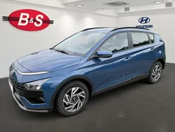 Vibrant blue / mic Gebraucht 2025 Hyundai Bayon Trend SUV | 23.750 € (Fairer Preis)