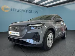 Grau Gebraucht 2022 Audi Q4 e-tron SUV | 25.599 € (Fairer Preis)