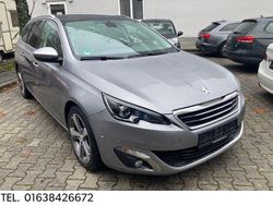 Grau Gebraucht 2014 Peugeot 308 SW Allure Kombi | 3.950 €