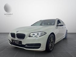 Weiß Gebraucht 2016 BMW 520 Performance Kombi | 15.400 € (Fairer Preis)