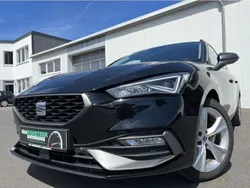 Mitternachtsschwarz Gebraucht 2024 Seat Leon FR-Line Kombi | 28.860 € (Guter Preis)