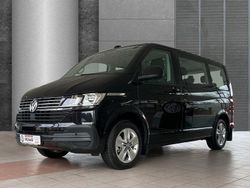 Deep black perleffekt Gebraucht 2023 VW Multivan Comfortline Van | 55.400 € (Teuer)