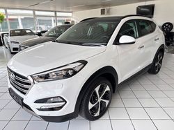Weiß Gebraucht 2016 Hyundai Tucson Premium SUV | 15.490 € (Fairer Preis)