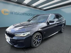Schwarz Gebraucht 2023 BMW 540 Kombi | 57.249 € (Teuer)
