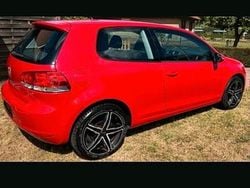 Rot Gebraucht 2009 VW Golf VI Kleinwagen | 4.300 € (Fairer Preis)