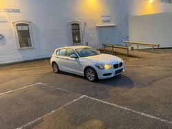 Weiß Gebraucht 2014 BMW 114 Kleinwagen | 4.999 € (Guter Preis)