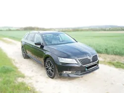 Schwarz Gebraucht 2017 Skoda Superb LAURIN & KLEMENT Kombi | 18.999 € (Fairer Preis)