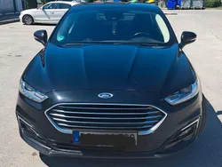 Schwarz Gebraucht 2020 Ford Mondeo Titanium Limousine | 13.000 € (Fairer Preis)