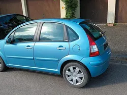 Blau Gebraucht 2006 Citroën C3 Kleinwagen | 1.850 €