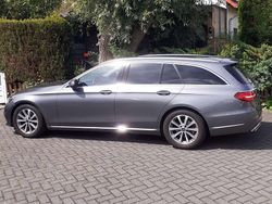 Grau Gebraucht 2019 Mercedes E200 Kombi | 25.950 € (Fairer Preis)