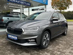 Graphite grau metallic Gebraucht 2023 Skoda Fabia Style Kleinwagen | 19.840 € (Fairer Preis)