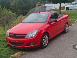 Rot Gebraucht 2007 Opel Astra Cabriolet Cosmo Cabrio | 2.222 € (Fairer Preis)