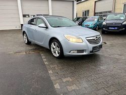 Silber Gebraucht 2012 Opel Insignia Edition Limousine | 4.900 € (Fairer Preis)