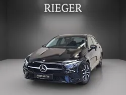 Unilack nachtschwarz Gebraucht 2024 Mercedes A180 Limousine | 27.199 € (Guter Preis)