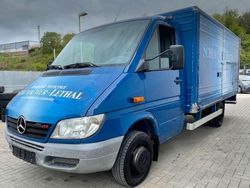 Blau Gebraucht 2000 Mercedes 416 Van | 9.900 €