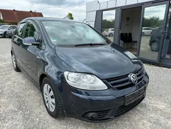 Blau Gebraucht 2006 VW Golf Plus Comfortline Van / Kleinbus | 2.299 € (Etwas zu teuer)