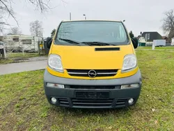 Gelb Gebraucht 2005 Opel Vivaro Edition Van | 4.400 € (Superpreis)