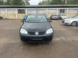 Schwarz Gebraucht 2006 VW Golf V Limousine | 3.300 € (Fairer Preis)