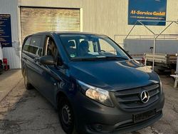 Blau Gebraucht 2019 Mercedes Vito Kombi | 29.900 € (Teuer)