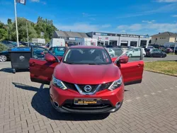 Rot Gebraucht 2014 Nissan Qashqai Acenta SUV | 11.950 € (Guter Preis)