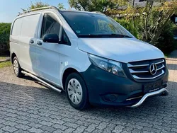 Weiß Gebraucht 2016 Mercedes Vito Van / Kleinbus | 12.000 €